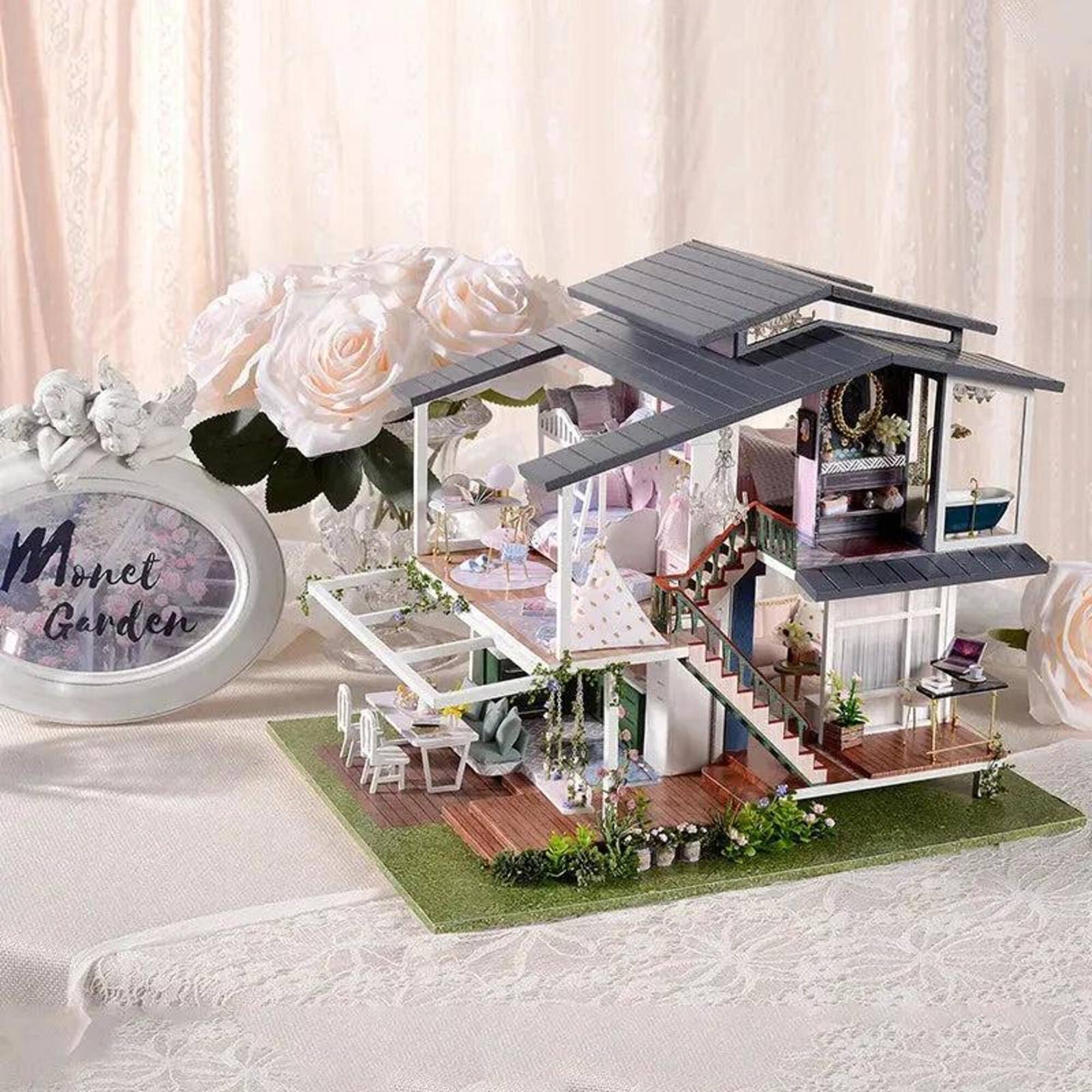 Wizardi Miniature Roombox: Villa Monet's Garden Dollhouse Kit